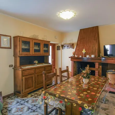 度假居 Beautiful In With Kitchen Azzano (Tuscany)